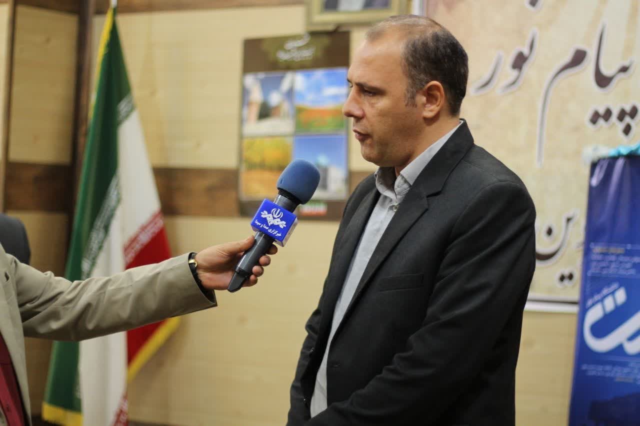 پوشش خبری آیین رونمایی از پوستر دوازدهمین جشنواره کشوری حرکت دانشگاه پیام نور  به میزبانی استان قزوین 